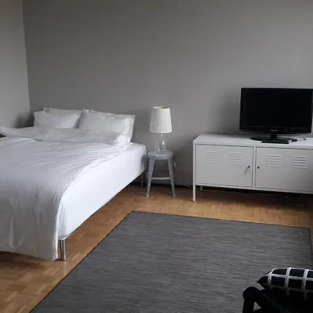 Northern Haven -studio Apartment, Self Check In, Free Wifi, Parking- Rovaniemi
