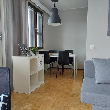 Northern Haven -studio Apartment, Self Check In, Free Wifi, Parking- Апартаменты